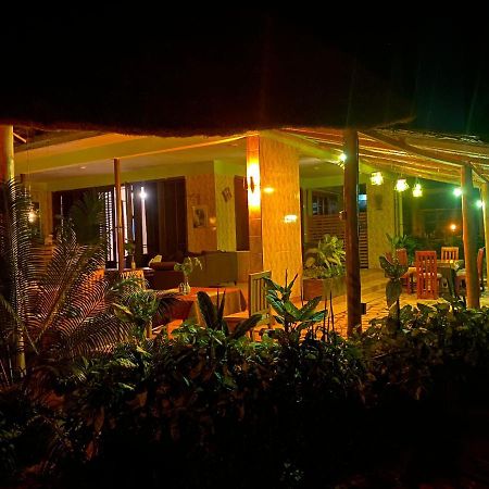 Afro Smile Hotel & Guest House - Jinja Esterno foto